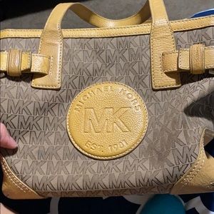 Michael kors purse